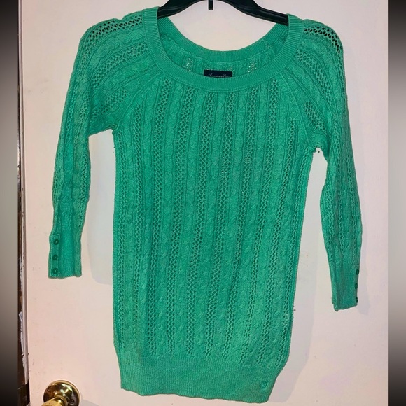 American Eagle Outfitters Sweaters - American Eagle Y2K Vintage Knit Sweater Size XS Crewneck 3/4 Sleeve Womens Green
